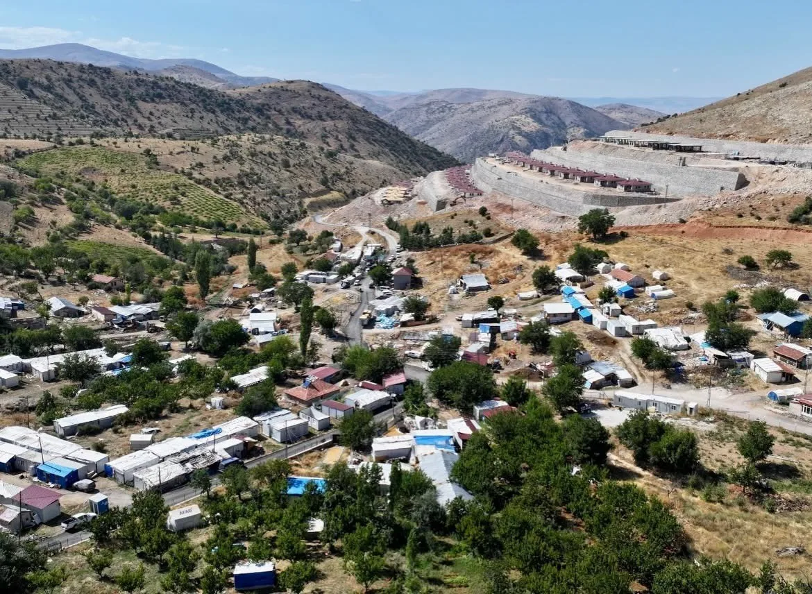 BAŞKAN GEÇİT’TEN KADİRUŞAĞI MAHALLESİ’NE KÖPRÜ MÜJDESİ