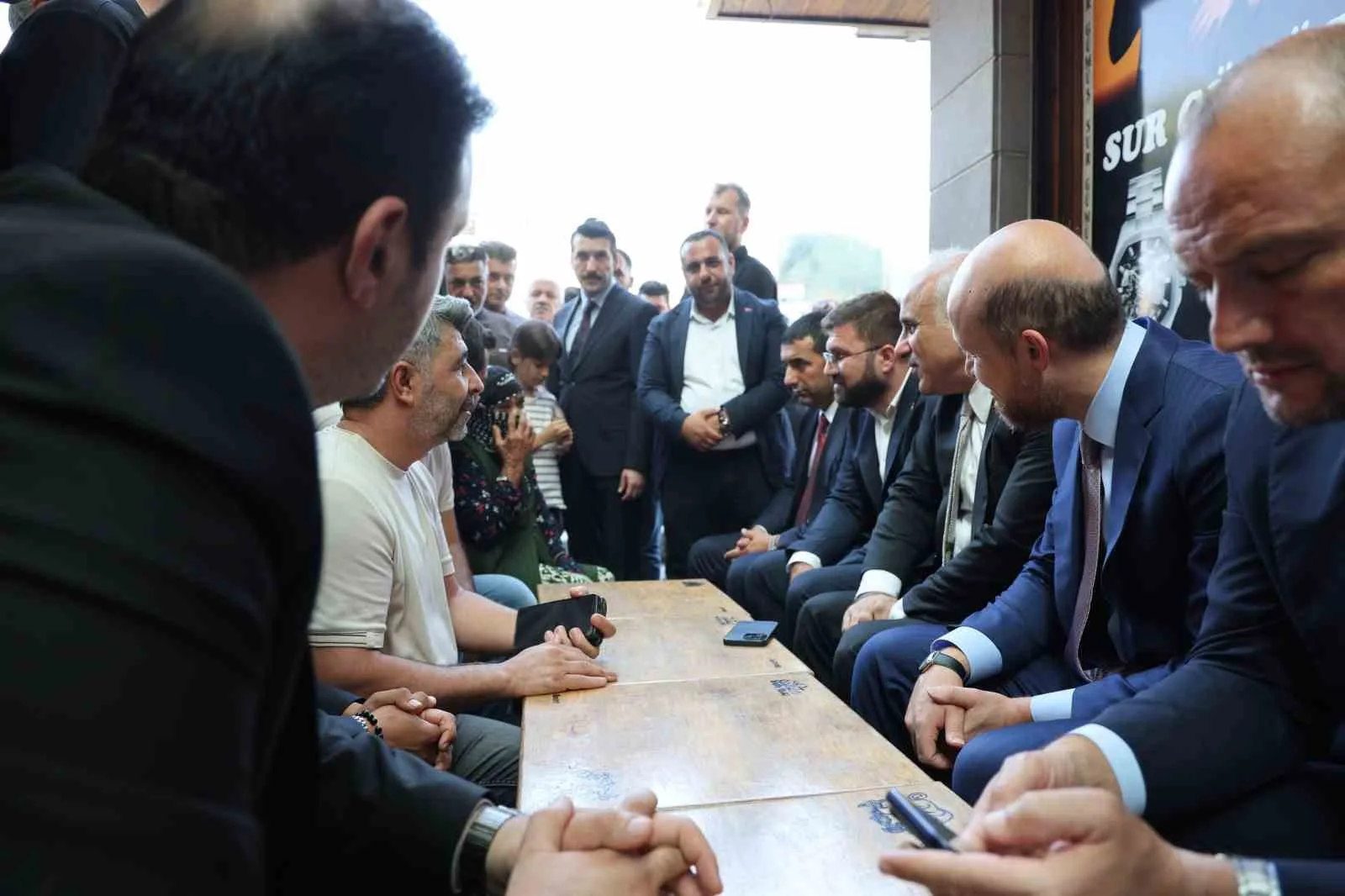 TÜRKİYE GÖNÜLLÜ TEŞEKKÜLLER VAKFI (TGTV) BAŞKANI BİLAL ERDOĞAN ÇEŞİTLİ ZİYARETLERDE BULUNMAK ÜZERE DİYARBAKIR’A GELDİ.