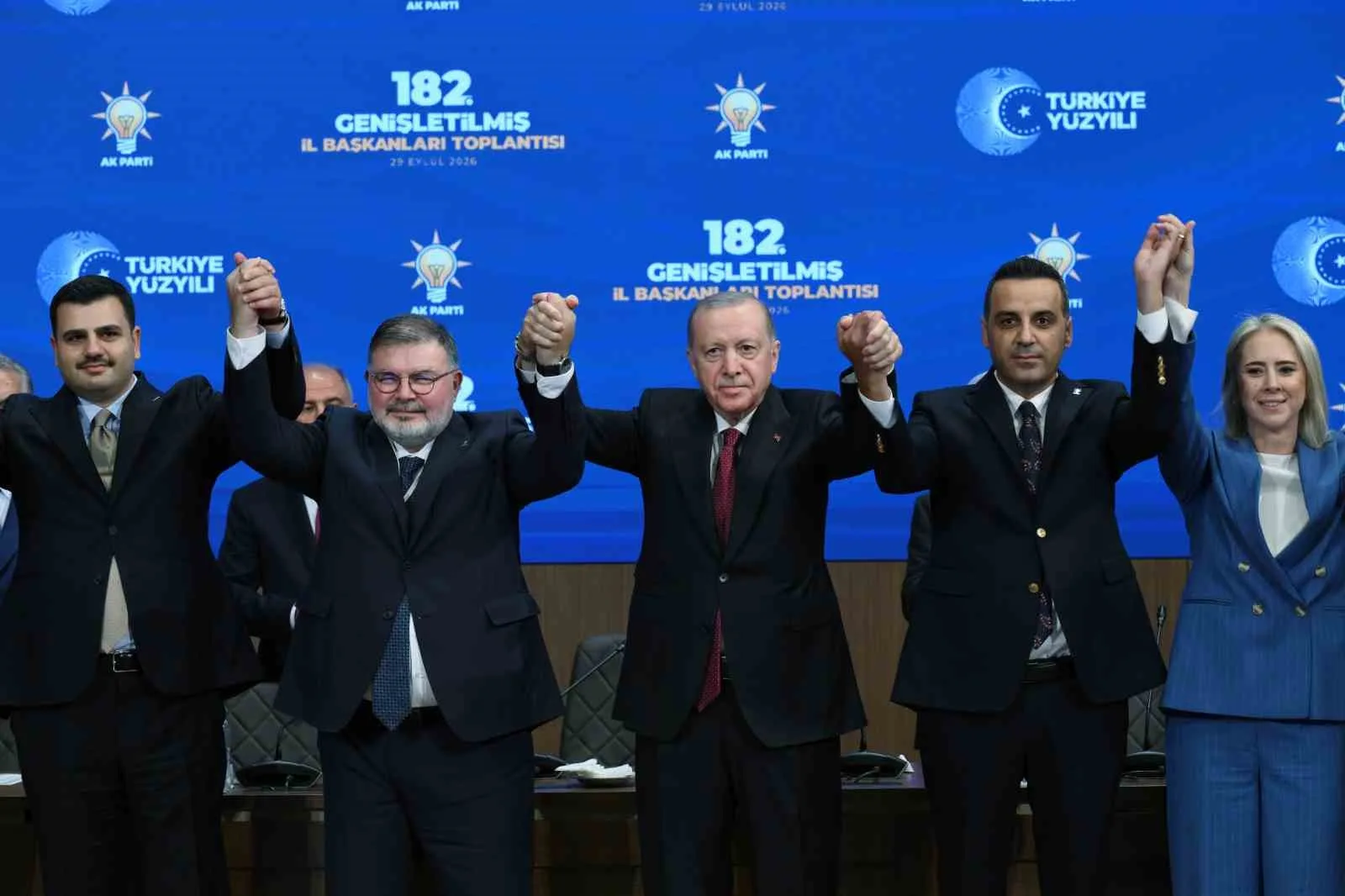CUMHURBAŞKANI ERDOĞAN, AK PARTİ KONGRE MERKEZİ'NDE GERÇEKLEŞTİRİLEN GENİŞLETİLMİŞ İL BAŞKANLARI TOPLANTISI'NA KATILDI.