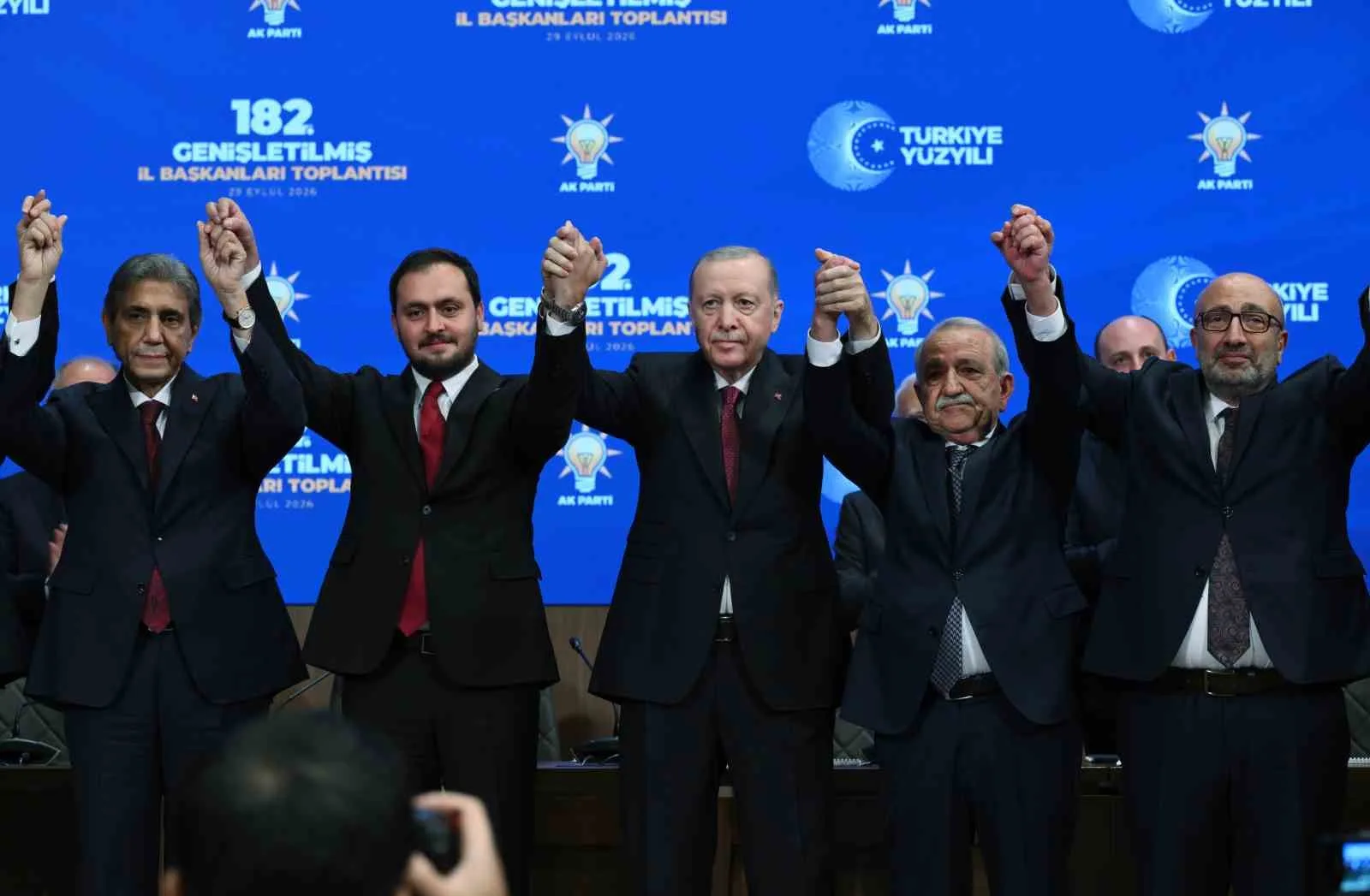 CUMHURBAŞKANI ERDOĞAN, AK PARTİ KONGRE MERKEZİ'NDE GERÇEKLEŞTİRİLEN GENİŞLETİLMİŞ İL BAŞKANLARI TOPLANTISI'NA KATILDI.