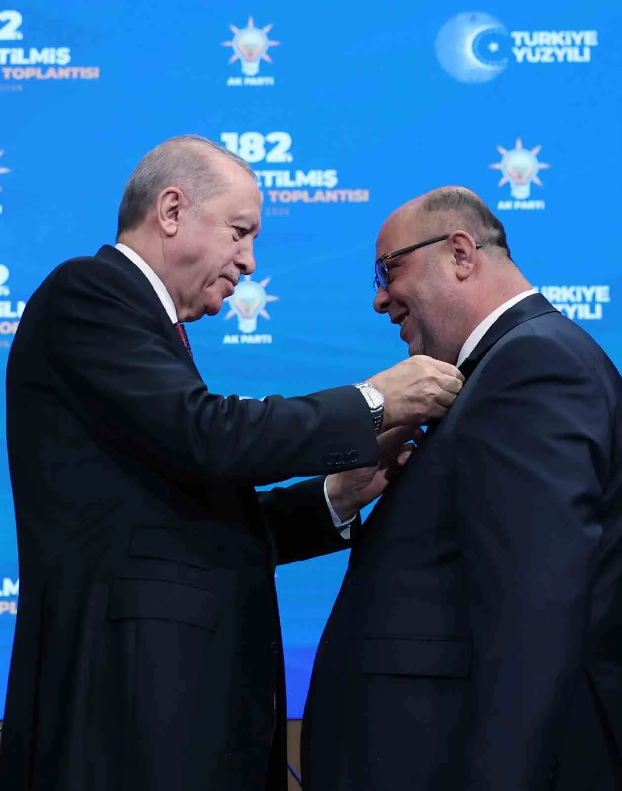 CUMHURBAŞKANI ERDOĞAN, AK PARTİ KONGRE MERKEZİ'NDE GERÇEKLEŞTİRİLEN GENİŞLETİLMİŞ İL BAŞKANLARI TOPLANTISI'NA KATILDI.