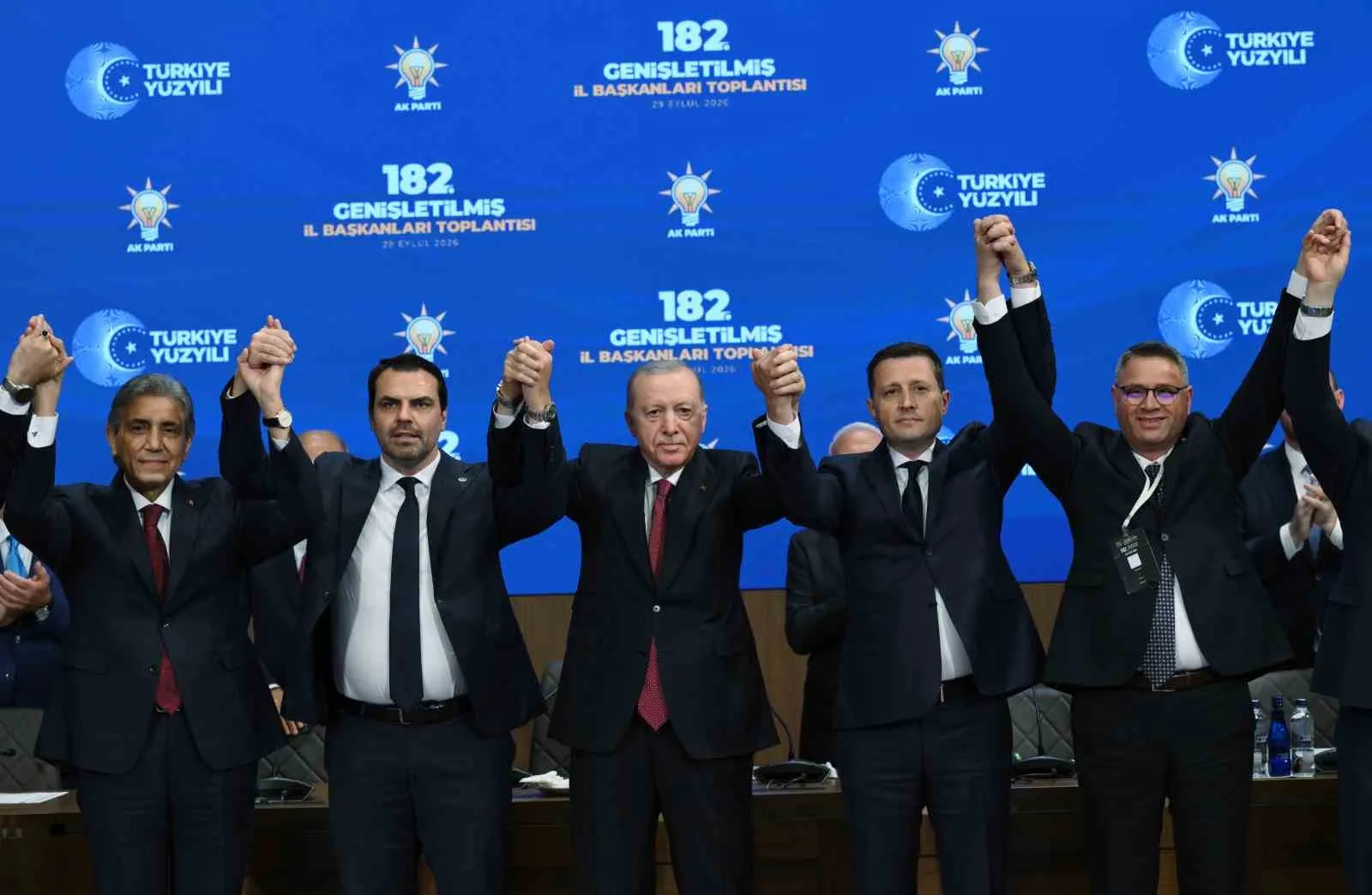 CUMHURBAŞKANI ERDOĞAN, AK PARTİ KONGRE MERKEZİ'NDE GERÇEKLEŞTİRİLEN GENİŞLETİLMİŞ İL BAŞKANLARI TOPLANTISI'NA KATILDI.