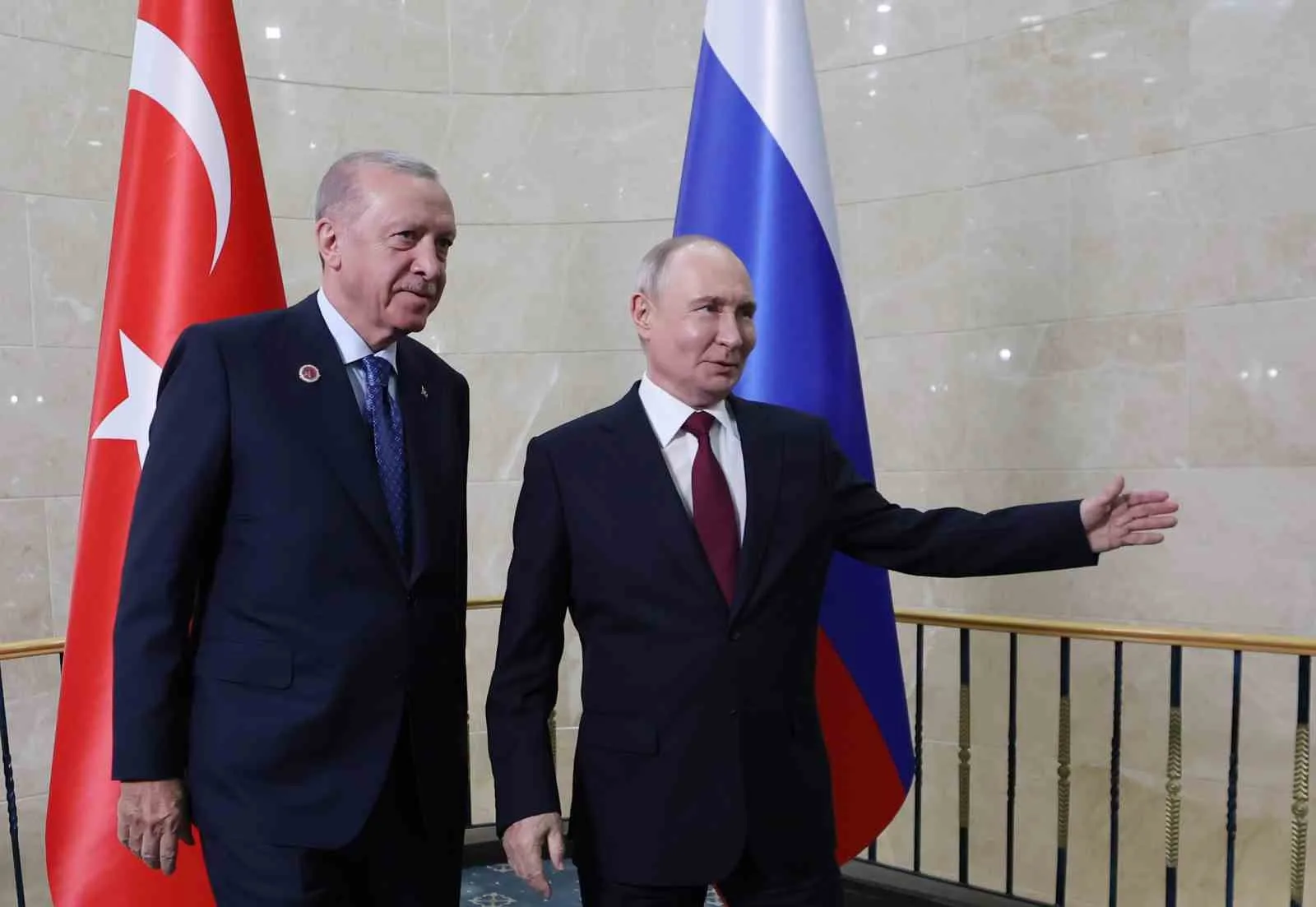 CUMHURBAŞKANI ERDOĞAN İLE RUSYA DEVLET BAŞKANI VLADİMİR PUTİN ARASINDAKİ GÖRÜŞME BAŞLADI.