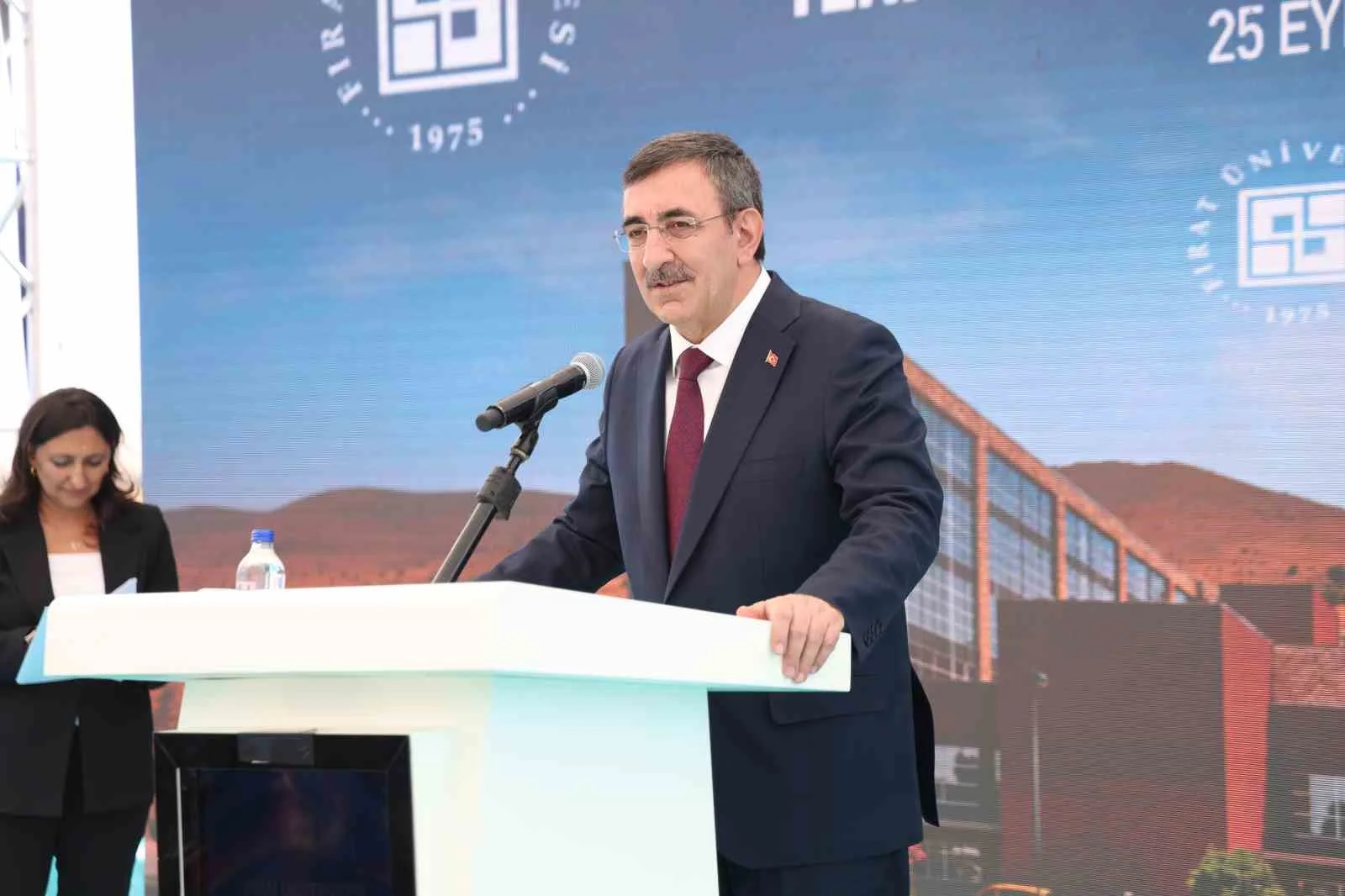 CUMHURBAŞKANI YARDIMCISI CEVDET YILMAZ