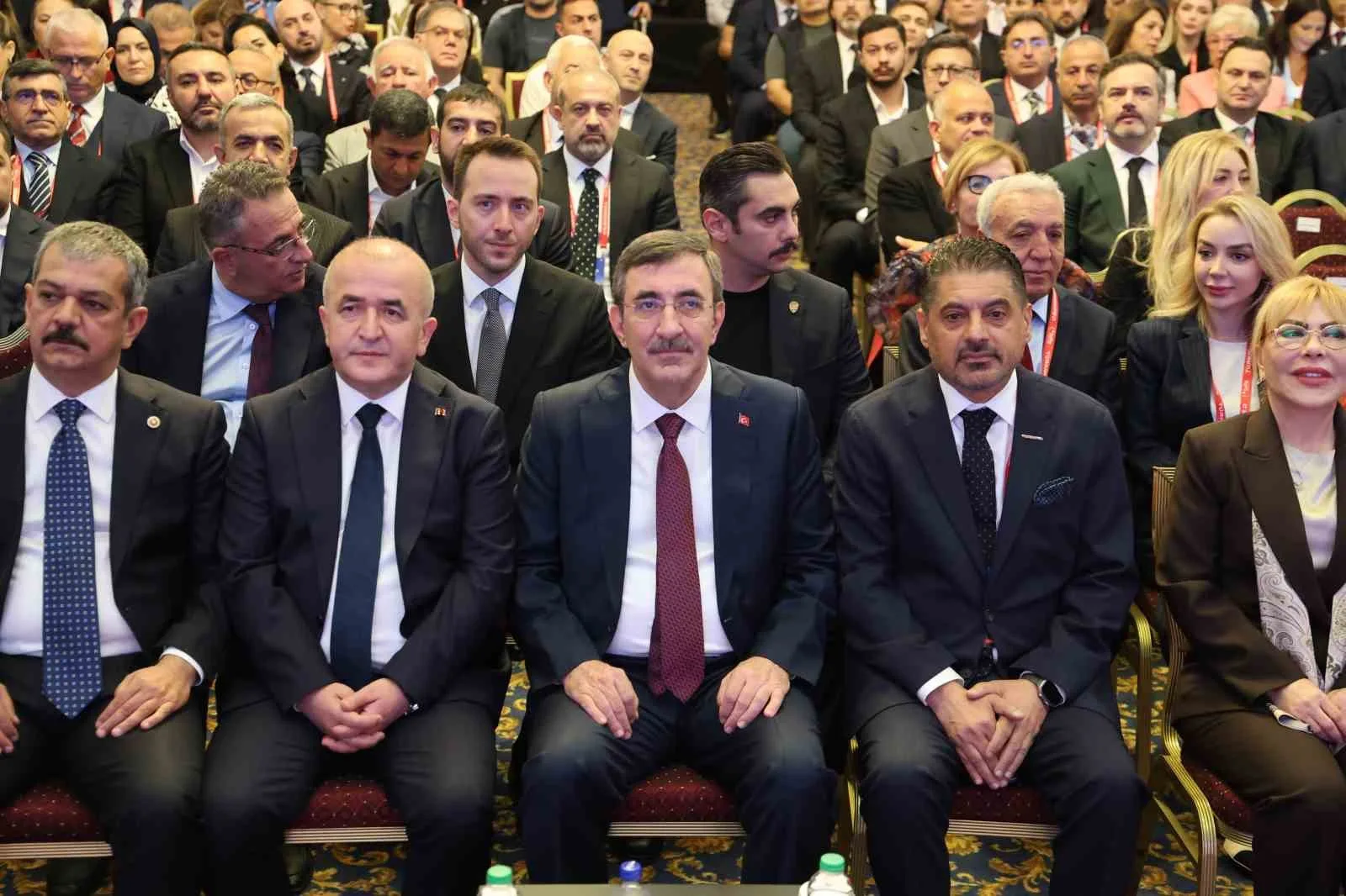 CUMHURBAŞKANI YARDIMCISI CEVDET YILMAZ,  ELAZIĞ'DA TÜRKONFED 27. İŞ DÜNYASI ZİRVESİNE KATILDI.