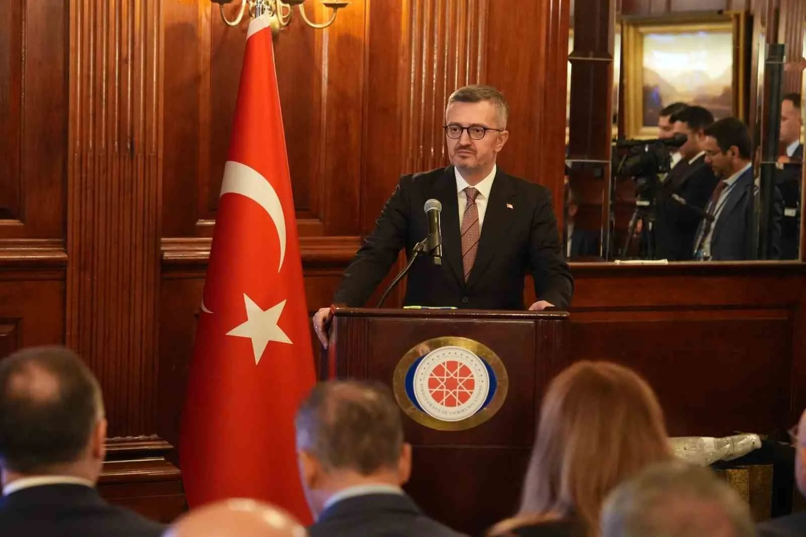 CUMHURBAŞKANLIĞI İLETİŞİM BAŞKANI DURAN: "CUMHURBAŞKANI ERDOĞAN İLE BAŞKAN TRUMP ARASINDAKİ DOĞRUDAN DİYALOG, YILLARDIR ÇÖZÜMSÜZ KALAN KONULARDA HAREKET ALANI OLUŞTURMUŞTUR"