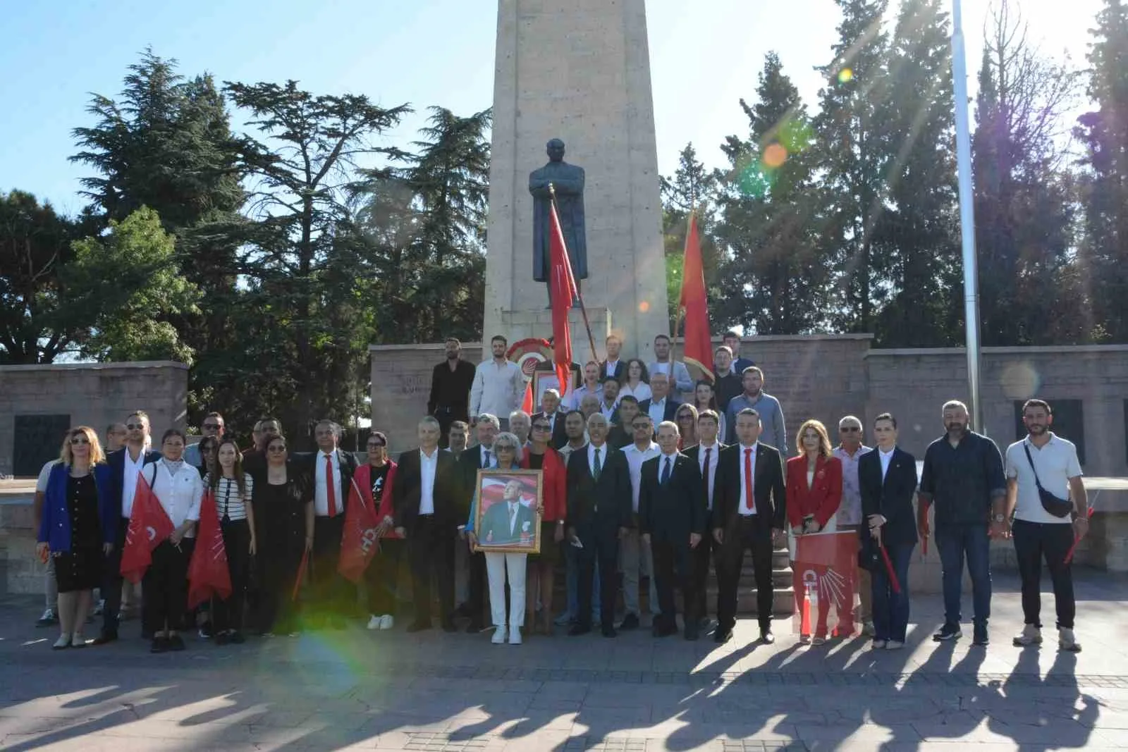 CUMHURİYET HALK PARTİSİ (CHP) BALIKESİR'DE KURULUŞUNUN 103'ÜNCÜ YILINI DÜZENLEDİĞİ ETKİNLİKLERLE KUTLADI.