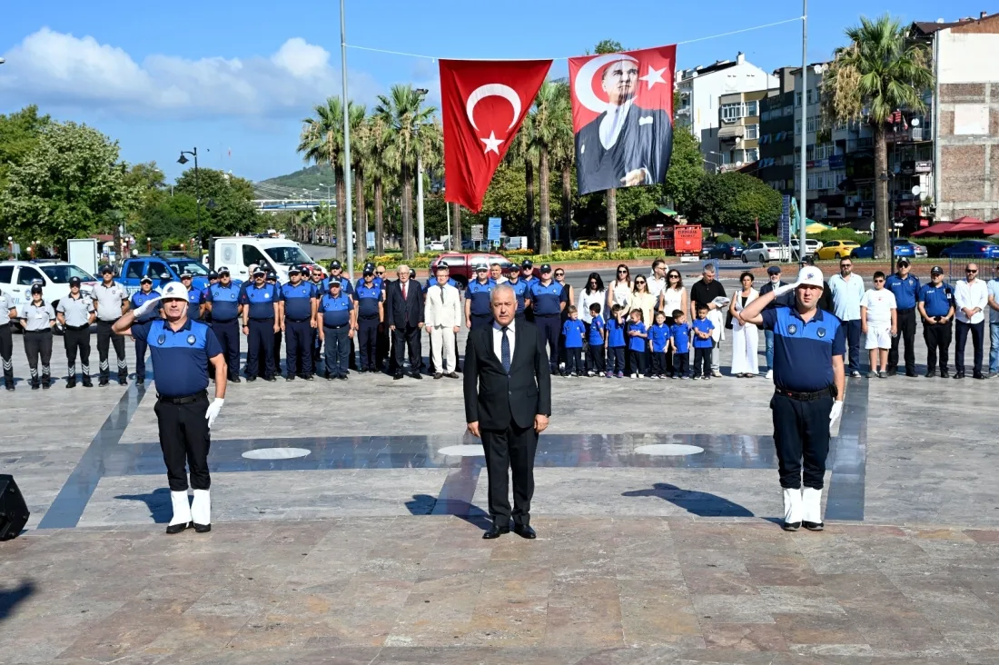 Kdz. Ereğli’de Zabıta Teşkilatı’nın 200. Yılı Çelenk Töreniyle Kutlandı