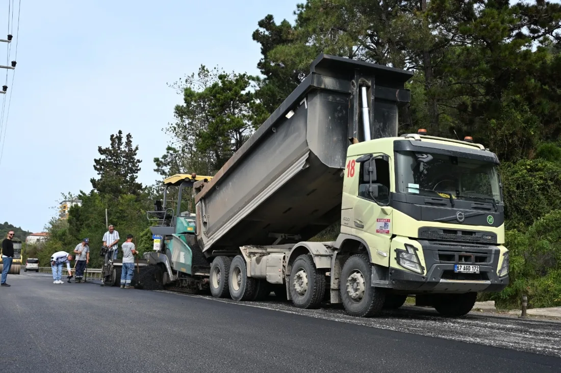 Kemer Bölgesi Asfaltlanıyor