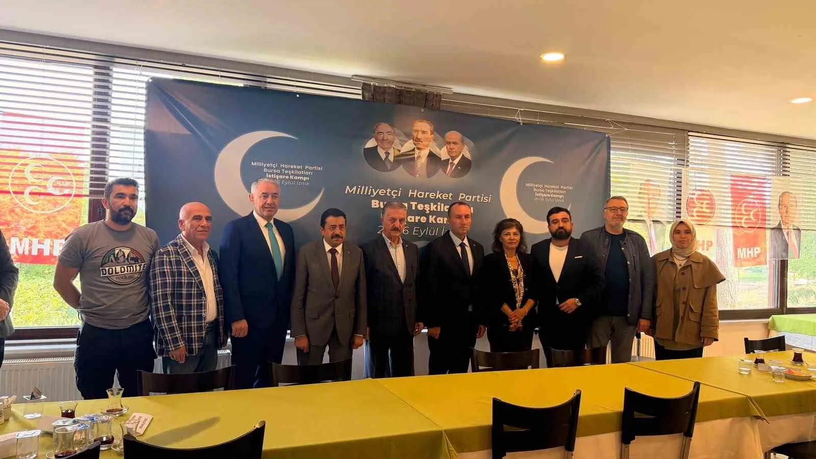 MİLLİYETÇİ HAREKET PARTİSİ (MHP) BURSA TEŞKİLATLARI TARAFINDAN DÜZENLENEN İSTİŞARE KAMPI BURSA'NIN İZNİK İLÇESİNDEKİ DSİ TESİSLERİ'NDE GERÇEKLEŞTİRİLDİ. KAMPA MHP GENEL SEKRETERİ VE BURSA MİLLETVEKİLİ İSMET BÜYÜKATAMAN, MHP BURSA MİLLETVEKİLİ FEVZİ ZIRHLIOĞLU, MHP BURSA İL BAŞKANI MEHMET EMİN ÖZCANBAZ İLE ÇOK SAYIDA TEŞKİLAT MENSUBU KATILDI.