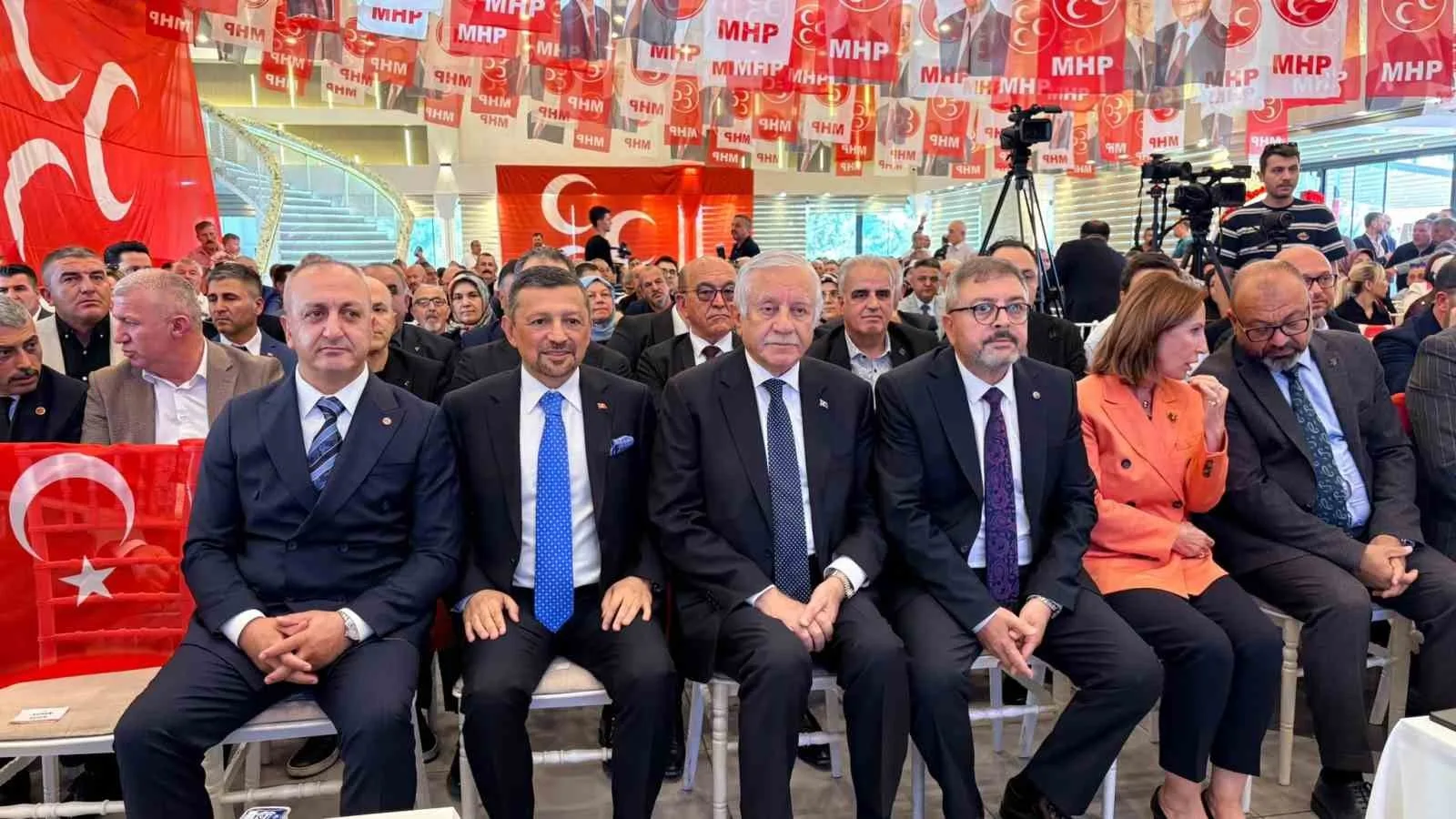 MİLLİYETÇİ HAREKET PARTİSİ (MHP) KÜTAHYA 15. OLAĞAN İL KONGRESİ GERÇEKLEŞTİRİLDİ.