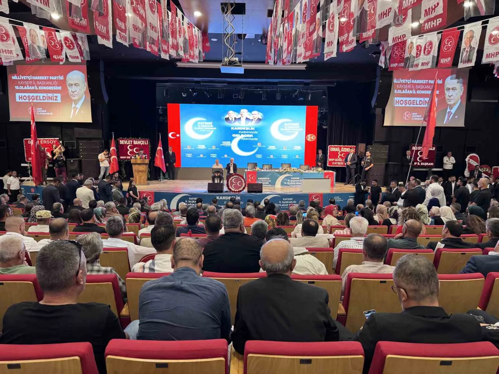 MİLLİYETÇİ HAREKET PARTİSİ (MHP) KAYSERİ İL BAŞKANLIĞI 15. OLAĞAN İL KONGRESİ YAPILDI. KONGREDE MEVCUT BAŞKAN ENES ERTUĞRUL KALIN GÜVEN TAZELEDİ.