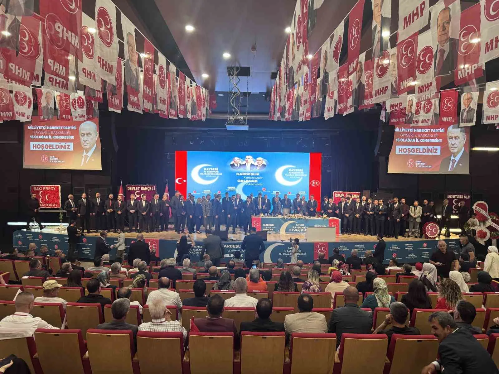MİLLİYETÇİ HAREKET PARTİSİ (MHP) KAYSERİ İL BAŞKANLIĞI 15. OLAĞAN İL KONGRESİ YAPILDI. KONGREDE MEVCUT BAŞKAN ENES ERTUĞRUL KALIN GÜVEN TAZELEDİ.