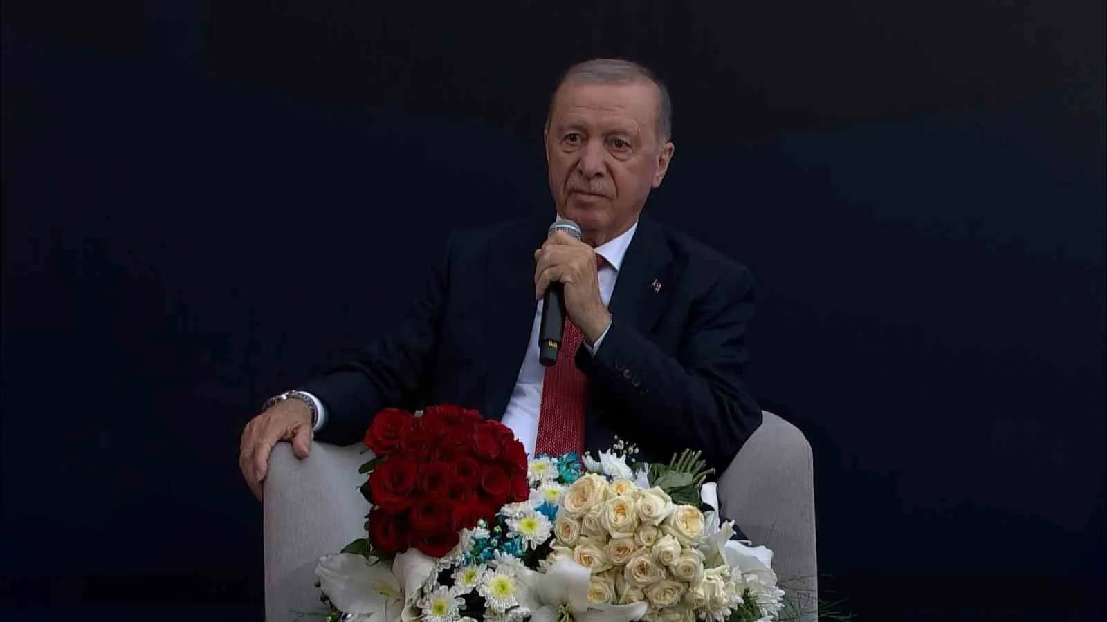 CUMHURBAŞKANI RECEP TAYYİP ERDOĞAN, SAMSUN'DA KATILIĞI GENÇLİK BULUŞMALARI'NDA ÖNEMLİ VE SAMİMİ AÇIKLAMALARDA BULUNDU.