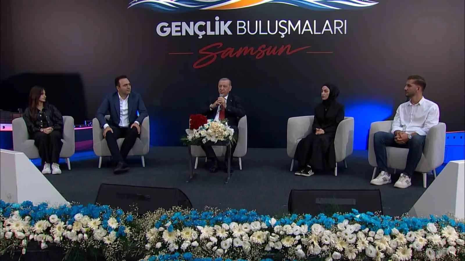 CUMHURBAŞKANI RECEP TAYYİP ERDOĞAN, SAMSUN'DA KATILIĞI GENÇLİK BULUŞMALARI'NDA ÖNEMLİ VE SAMİMİ AÇIKLAMALARDA BULUNDU.