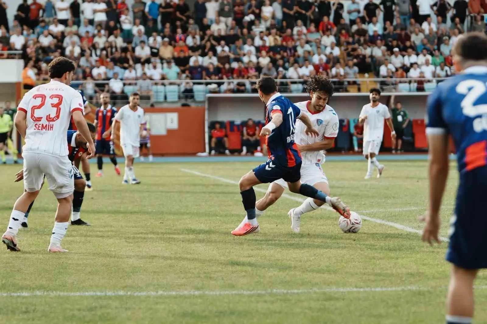 TFF 3. LİG 2. GRUP’TAKİ İKİNCİ HAFTA MÜCADELESİNDE ZONGULDAKSPOR, KONUK ETTİĞİ KARABÜK İDMANYURDU SPOR’A 2-1 MAĞLUP OLDU.