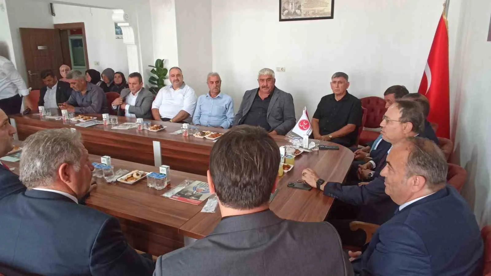 TOPSAKAL TEŞKİLATLA BİRARAYA GELDİ