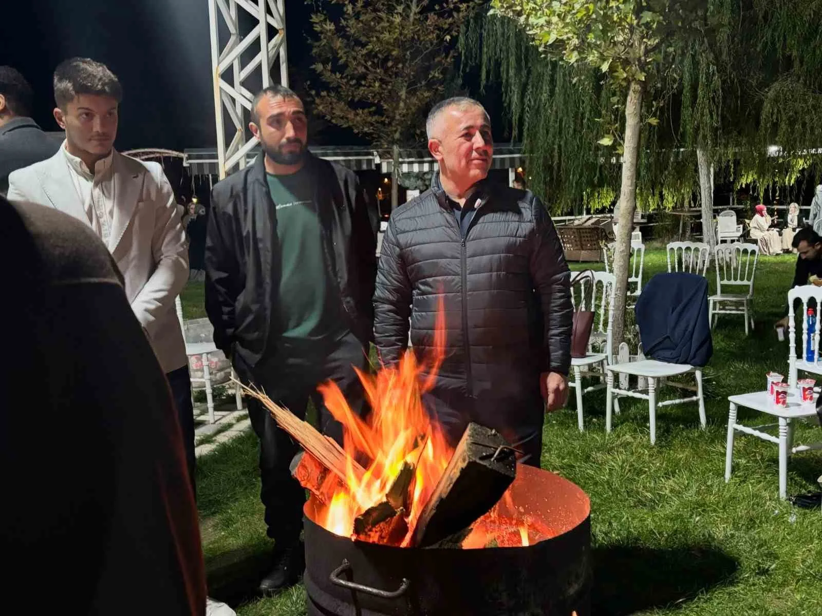 AK PARTİ BİLECİK TEŞKİLATINDA GENÇLİK ATEŞİ YAKILDI