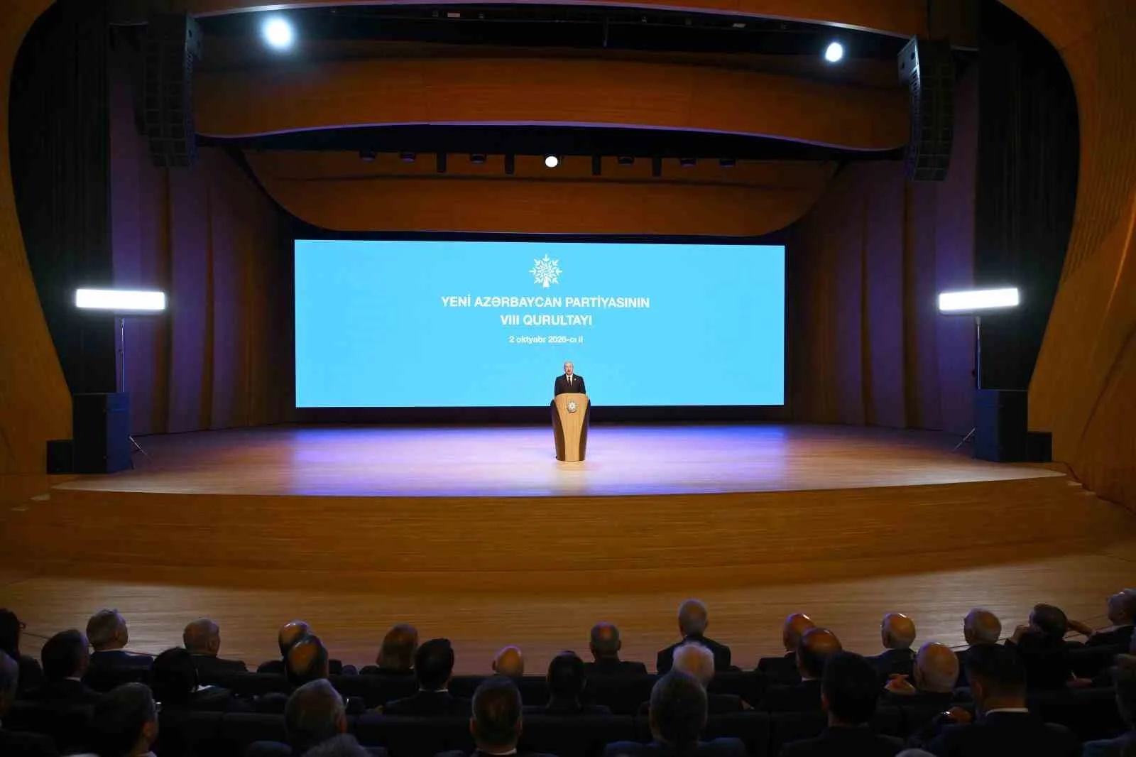 CUMHURBAŞKANI ALİYEV, "AZERBAYCAN TEK BAŞINA HEM İŞGALE SON VERMİŞ HEM DE BÖLGEDE YENİ GERÇEKLİKLER OLUŞTURMUŞTU. İKİNCİ KARABAĞ SAVAŞI'NDAKİ ZAFERİMİZDEN BUGÜNE KADAR GEÇEN SÜREDE BU GERÇEKLİKLER TÜM DÜNYA TARAFINDAN KABUL EDİLMİŞTİR" DEDİ.