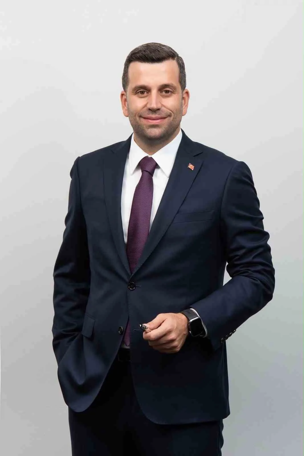 ATAŞEHİR BELEDİYESİ BAŞKANVEKİLLİĞİ SEÇİMİNDE CUMHUR İTTİFAKI'NIN ADAYI SERDAR ORHAN, AK PARTİ VE MHP'DEN 18 OY VE 1 BAĞIMSIZ OY İLE TEK ADAY OLARAK BAŞKANVEKİLİ SEÇİLDİ.