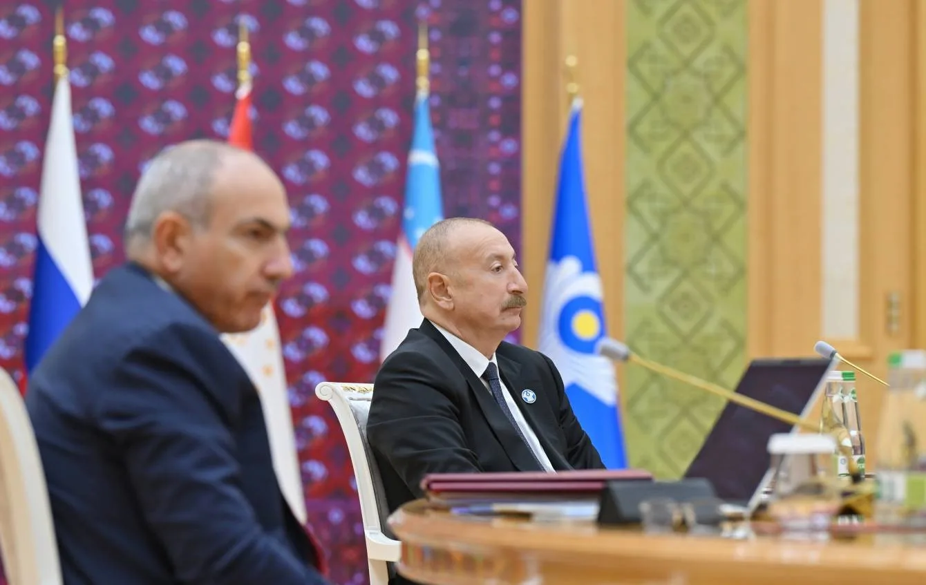 AZERBAYCAN CUMHURBAŞKANI ALİYEV: "ORTA VADEDE HEDEFİMİZ, AZERBAYCAN’DAN GEÇEN YÜK TAŞIMACILIĞINI HER BİR YÖNDE 15 MİLYON TONA ÇIKARMAKTIR"