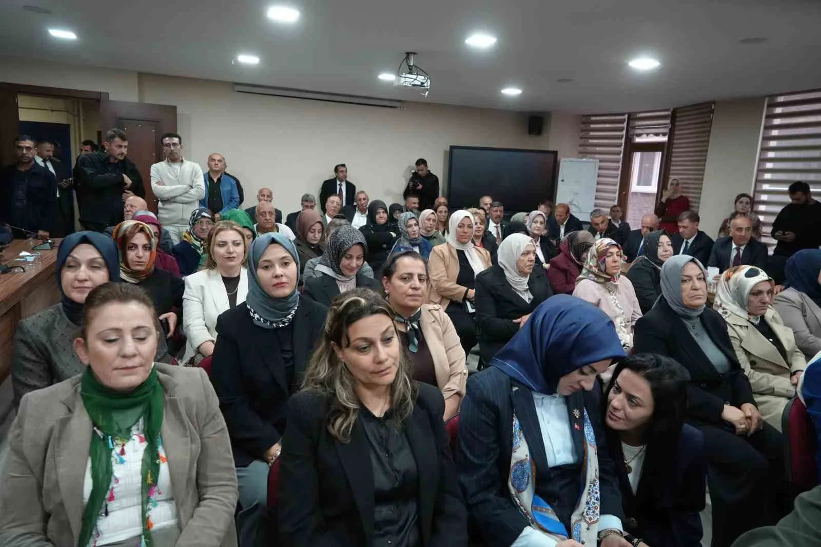 MİLLİ EĞİTİM BAKANI YUSUF TEKİN, AK PARTİ ERZURUM İL BAŞKANLIĞI’NDA BASIN MENSUPLARINA AÇIKLAMALARDA BULUNDU.