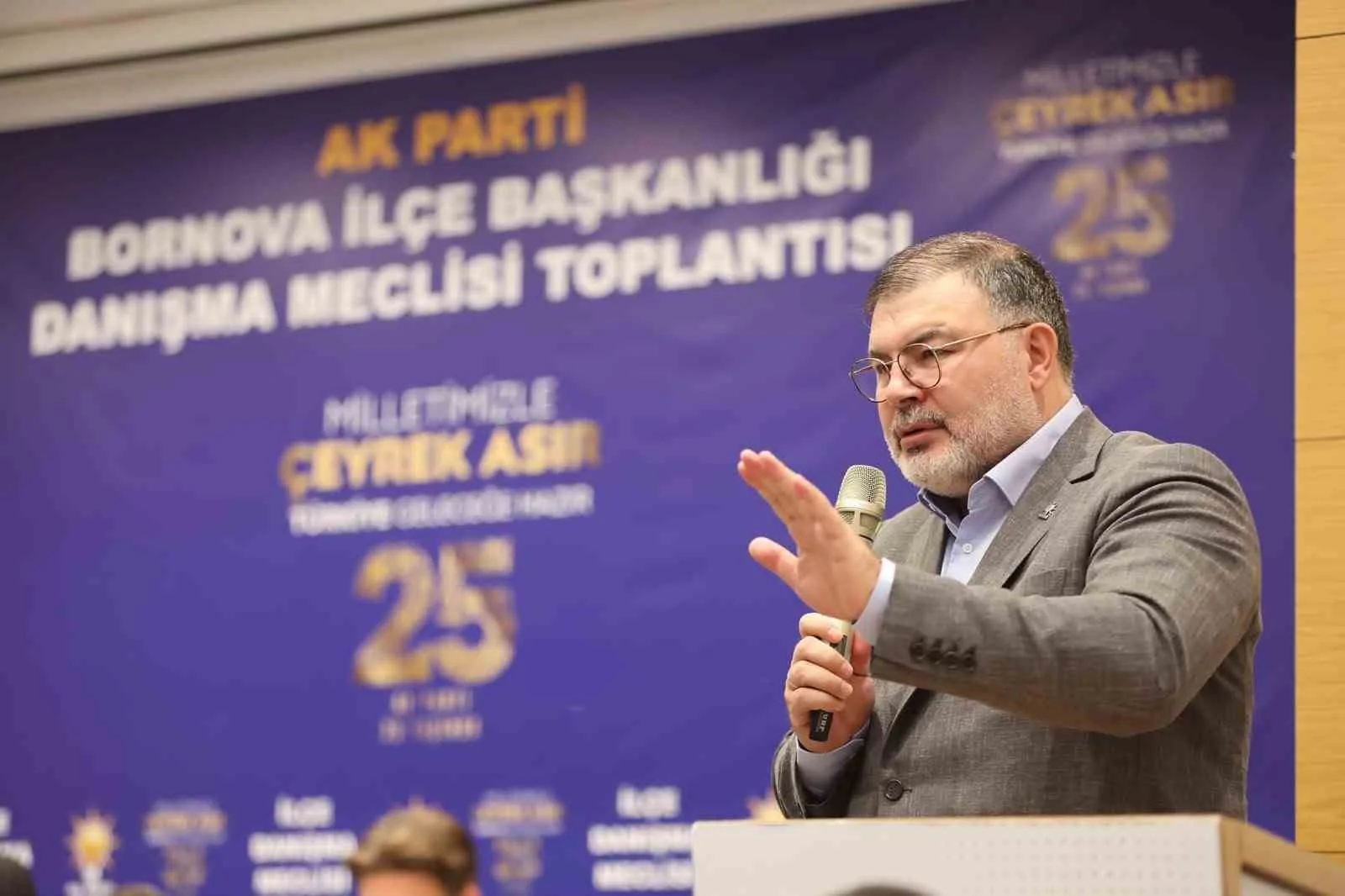 AK PARTİ İZMİR İL BAŞKANI BİLAL SAYGILI