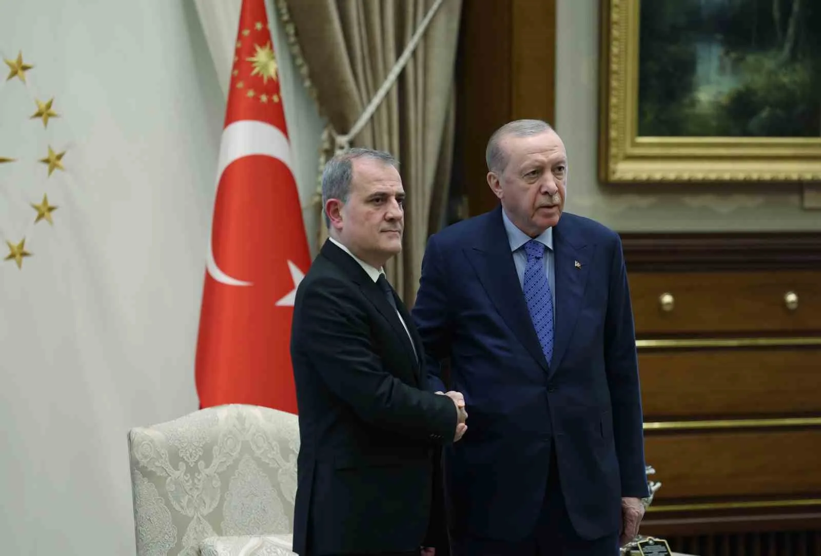 CUMHURBAŞKANI RECEP TAYYİP ERDOĞAN, TÜRK DEVLETLERİ TEŞKİLATI (TDT) DEVLET BAŞKANLARI 13. ZİRVESİ KAPSAMINDA ANKARA'DA BULUNAN AZERBAYCAN DIŞİŞLERİ BAKANI CEYHUN BAYRAMOV İLE BİR ARAYA GELDİ.