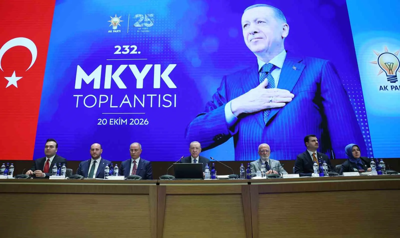 AK PARTİ MKYK TOPLANTISI, CUMHURBAŞKANI VE AK PARTİ GENEL BAŞKANI ERDOĞAN BAŞKANLIĞINDA AK PARTİ GENEL MERKEZİ BİNASINDA GERÇEKLEŞTİRİLDİ.