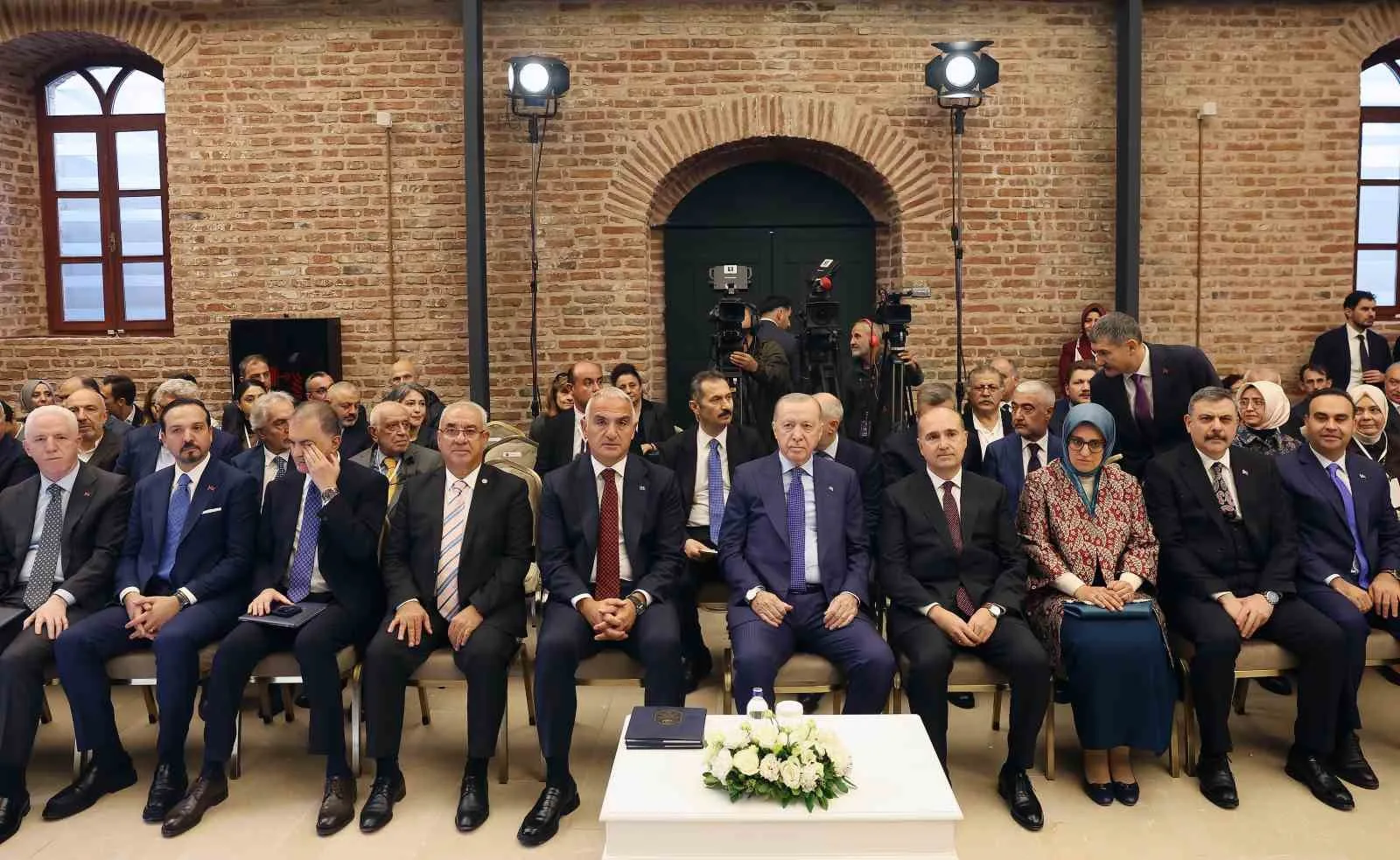 TOPKAPI SARAYI DARPHANE-İ AMİRE MÜZELERİ AÇILIŞ TÖRENİ CUMHURBAŞKANI RECEP TAYYİP ERDOĞAN'IN KATILIMIYLA GERÇEKLEŞTİRİLDİ.
