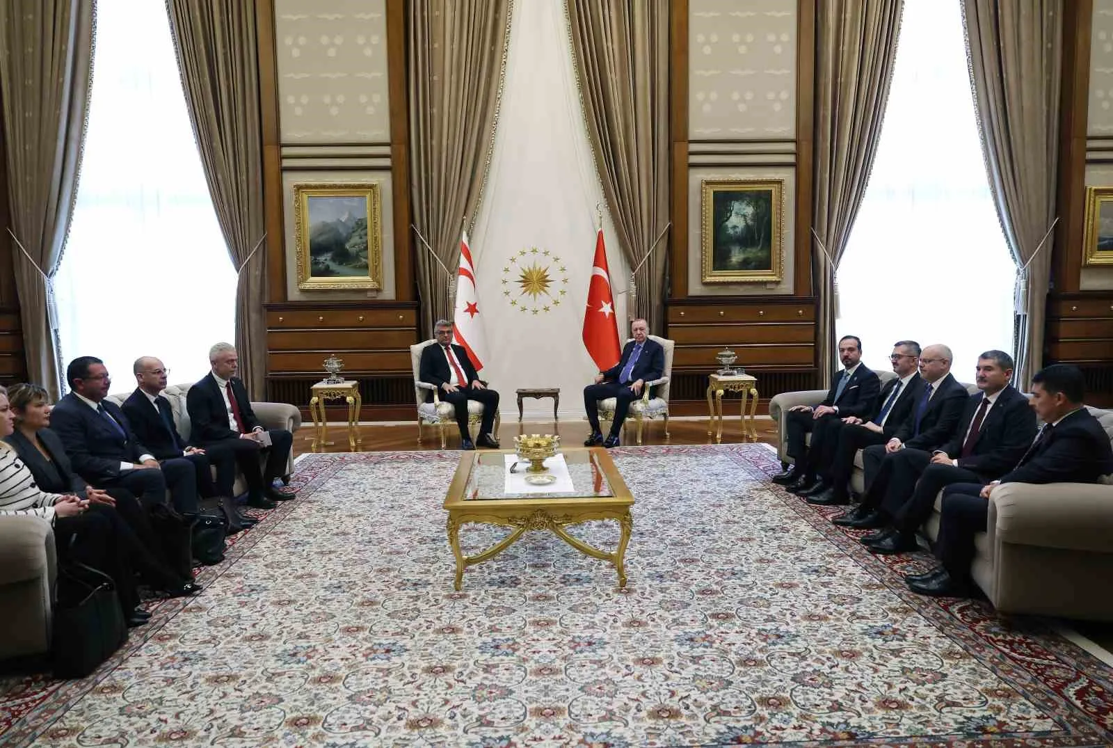 CUMHURBAŞKANI RECEP TAYYİP ERDOĞAN, TÜRK DEVLETLERİ TEŞKİLATI (TDT) DEVLET BAŞKANLARI 13. ZİRVESİ KAPSAMINDA ANKARA'DA BULUNAN KUZEY KIBRIS TÜRK CUMHURİYETİ (KKTC) CUMHURBAŞKANI TUFAN ERHÜRMAN İLE BİR ARAYA GELDİ.