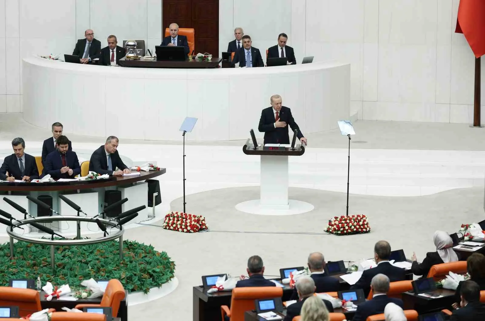 CUMHURBAŞKANI ERDOĞAN: "MİLLETİN EMANETİNE KİM MUSALLAT OLURSA BU PARTİ DE ONA MUSALLAT OLUR"