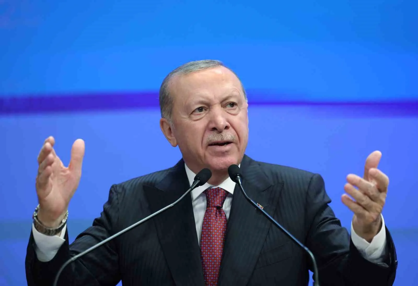 CUMHURBAŞKANI VE AK PARTİ GENEL BAŞKANI RECEP TAYYİP ERDOĞAN, AK PARTİ KONGRE MERKEZİ'NDE AK PARTİ MİLLETVEKİLLERİ İLE YASAMA YILI AÇILIŞ TOPLANTISI'NDA KONUŞTU