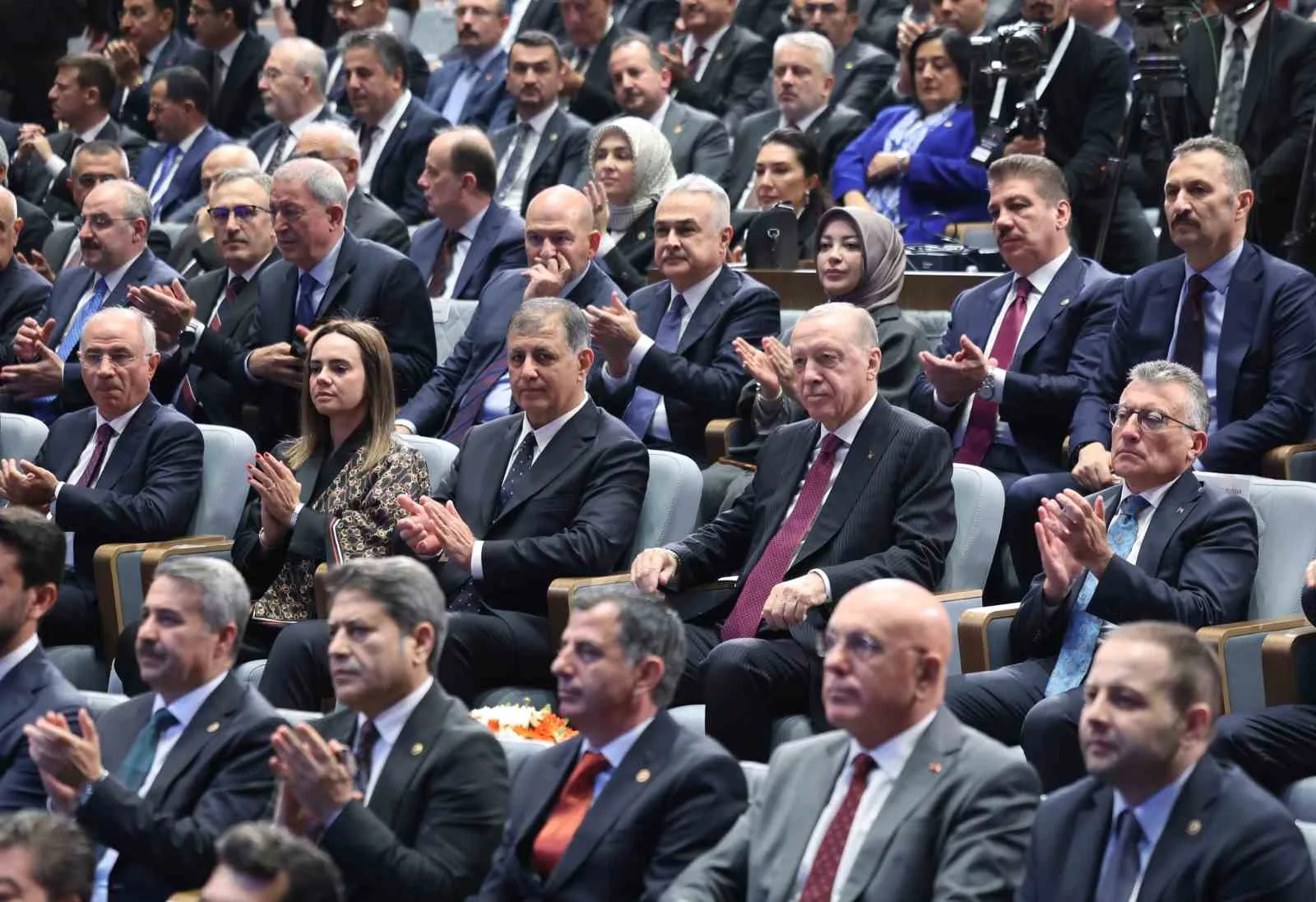 CUMHURBAŞKANI VE AK PARTİ GENEL BAŞKANI RECEP TAYYİP ERDOĞAN, AK PARTİ KONGRE MERKEZİ'NDE AK PARTİ MİLLETVEKİLLERİ İLE YASAMA YILI AÇILIŞ TOPLANTISI'NA KATILDI