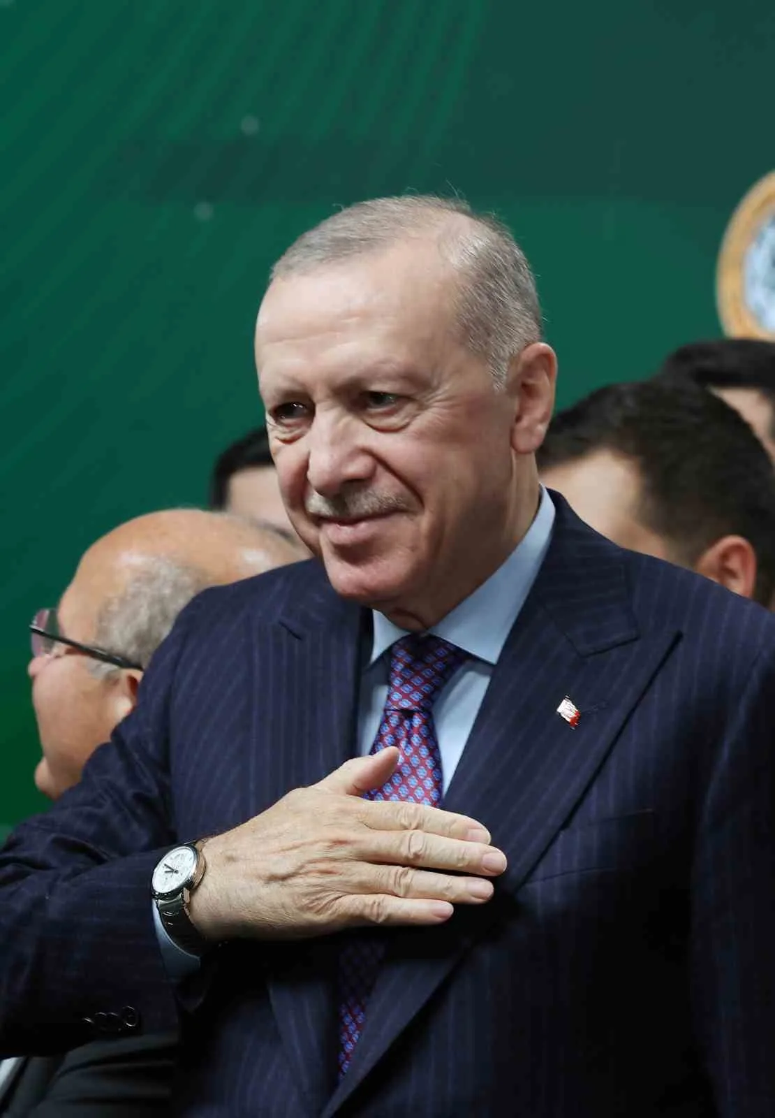 CUMHURBAŞKANI RECEP TAYYİP ERDOĞAN, "BİZİM DEVLET GELENEĞİMİZDE DEVAMLILIK ESASTIR. 'İNSANI YAŞAT Kİ DEVLET YAŞASIN' DİYEN ECDAT, DEVLET-İ EBET MÜDDET ANLAYIŞIMIZI KURUMLARIMIZA DA YANSITMIŞTIR. ÇOK DAHA İYİ YERLERE GELECEĞİZ. SAĞLIKTA TÜRKİYE'Yİ KÜRESEL ÇEKİM MERKEZİ HALİNE GETİRECEĞİZ"" DEDİ.