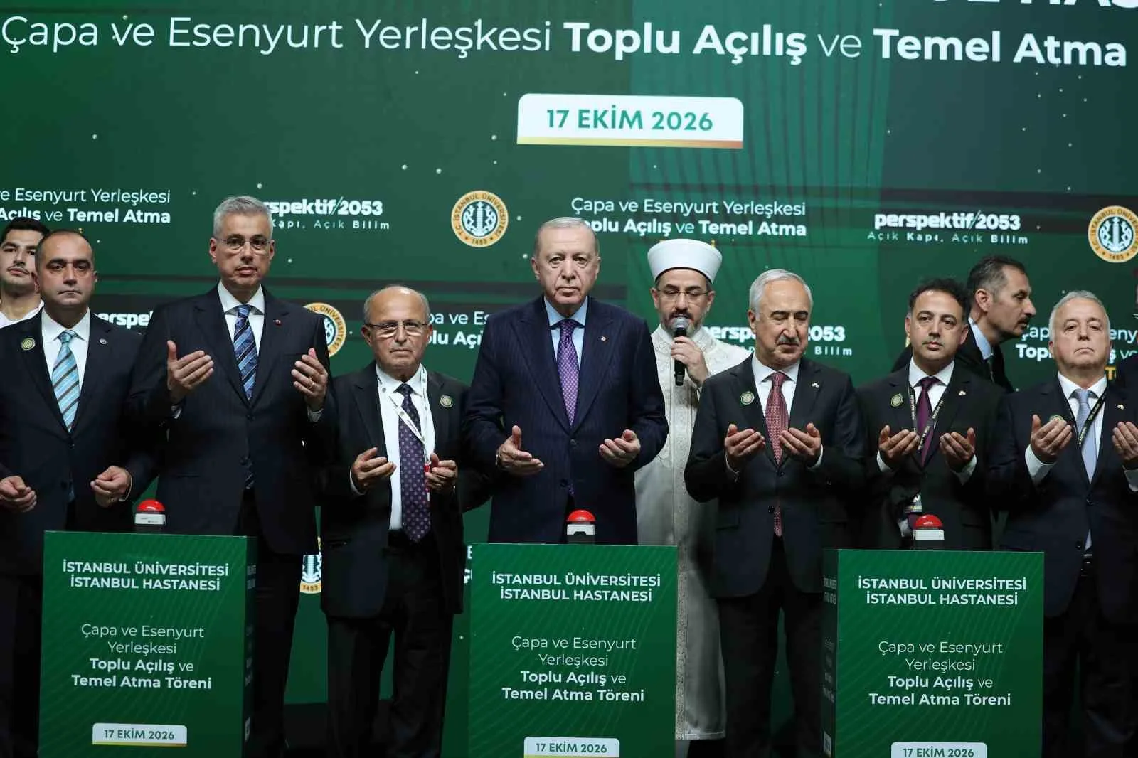 CUMHURBAŞKANI RECEP TAYYİP ERDOĞAN, İSTANBUL ÜNİVERSİTESİ HASTANESİ ÇAPA YERLEŞKESİ TOPLU TEMEL ATMA VE TOPLU AÇILIŞ TÖRENİ'NE KATILDI.
