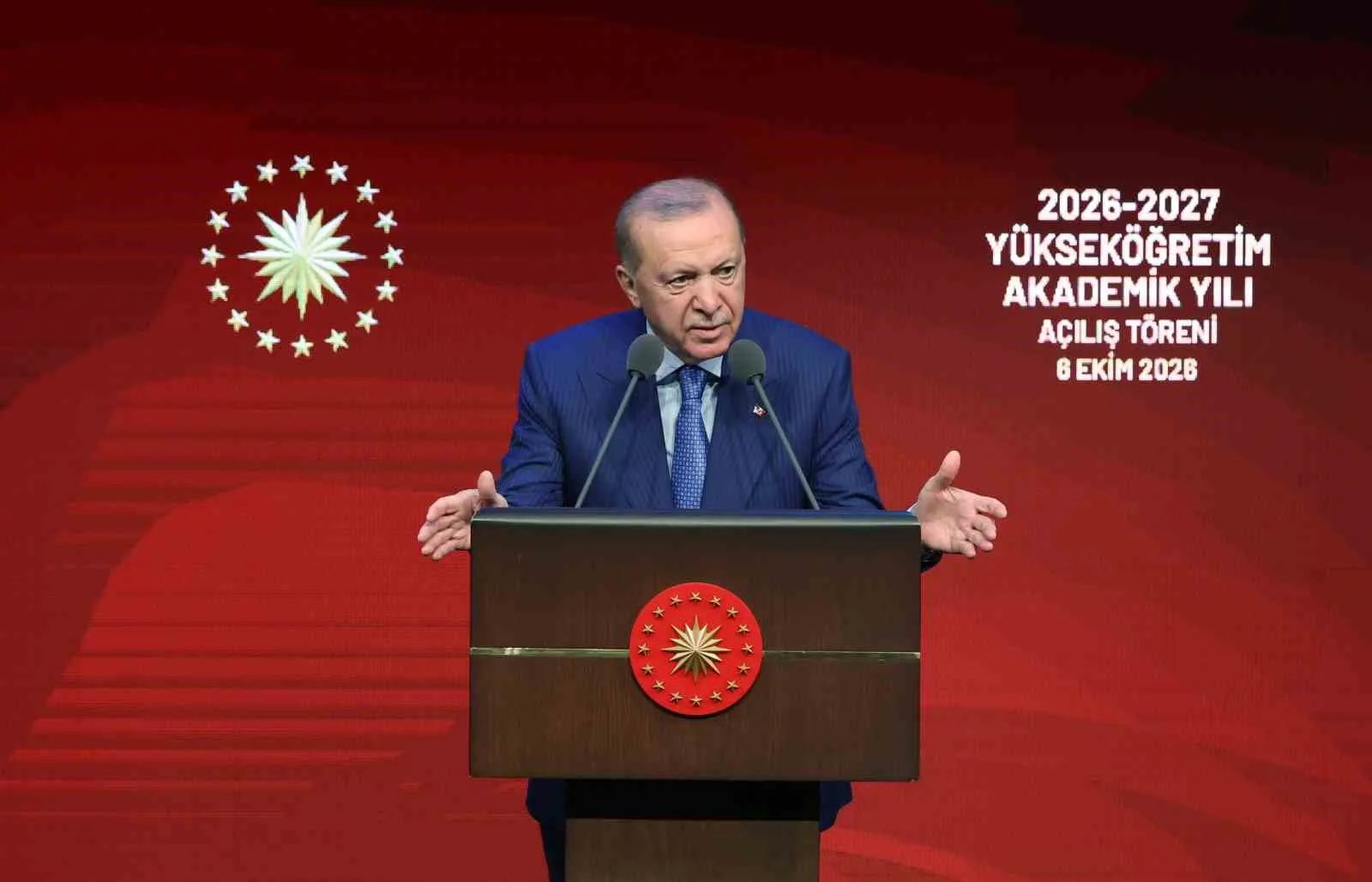 CUMHURBAŞKANI RECEP TAYYİP ERDOĞAN, "BİZ SON DERECE NİTELİKLİ BİR YÜKSEKÖĞRETİM SÜRECİNİ ANADOLU'NUN DÖRT BİR YANINA ULAŞTIRDIK. HANGİ GELİR GRUBUNDAN OLURSA OLSUN BU ÜLKENİN EVLATLARI BULUNDUKLARI ŞEHİRLERDE EĞİTİM ALABİLSİN DİYE DEVLETİMİZİN İMKANLARINI SEFERBER ETTİK" DEDİ.