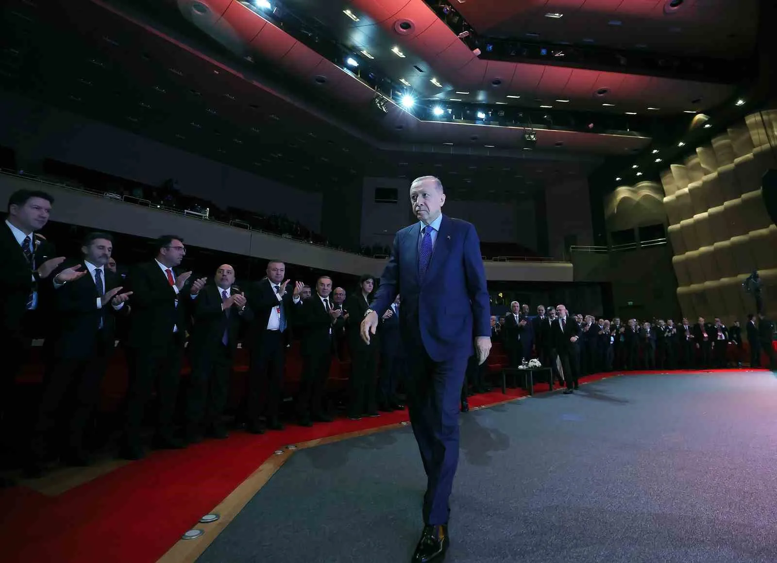 CUMHURBAŞKANI RECEP TAYYİP ERDOĞAN 13. TÜRKİYE İNOVASYON HAFTASI PROGRAMINDA YAPTIĞI KONUŞMADA FON KRİZİNE DEĞİNDİ.