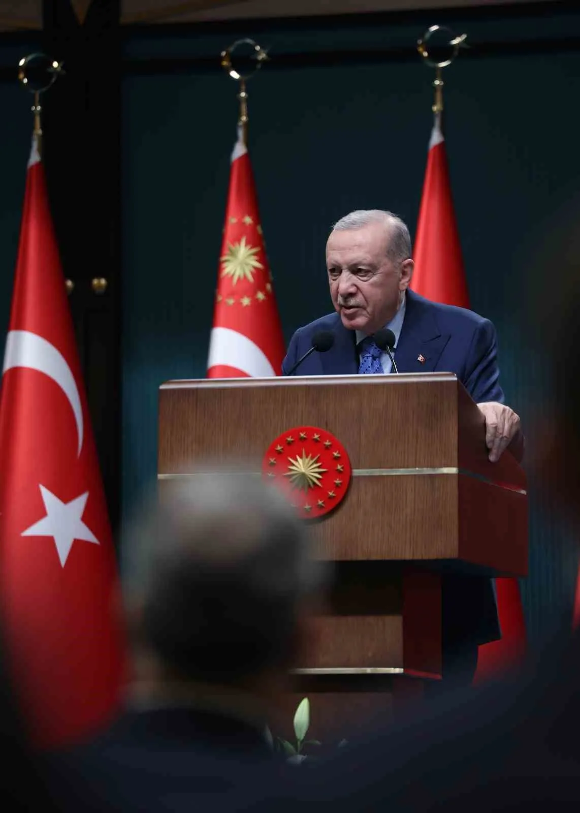 CUMHURBAŞKANI RECEP TAYYİP ERDOĞAN, CUMHURBAŞKANLIĞI KÜLLİYESİNDE GERÇEKLEŞTİRİLEN KABİNE TOPLANTISI'NIN ARDINDAN AÇIKLAMALARDA BULUNDU.