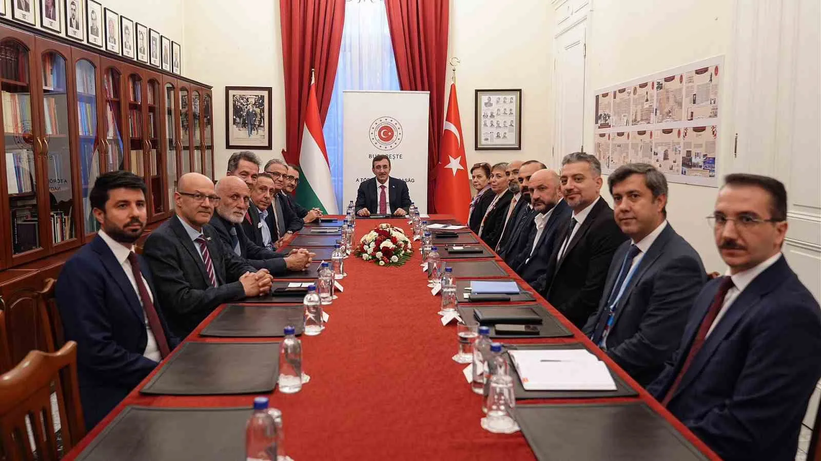 CEVDET YILMAZ MACARİSTAN PROGRAMI KAPSAMINDA TÜRKİYE’NİN BUDAPEŞTE BÜYÜKELÇİLİĞİNİ ZİYARET ETTİ