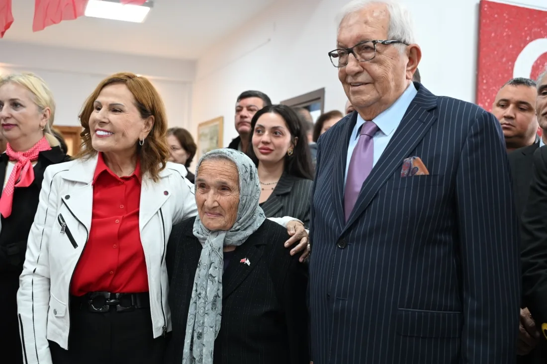 Cumhuriyet Konulu Sergiler Akm’de Açıldı