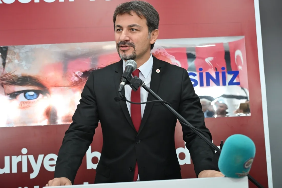 Cumhuriyet Konulu Sergiler Akm’de Açıldı