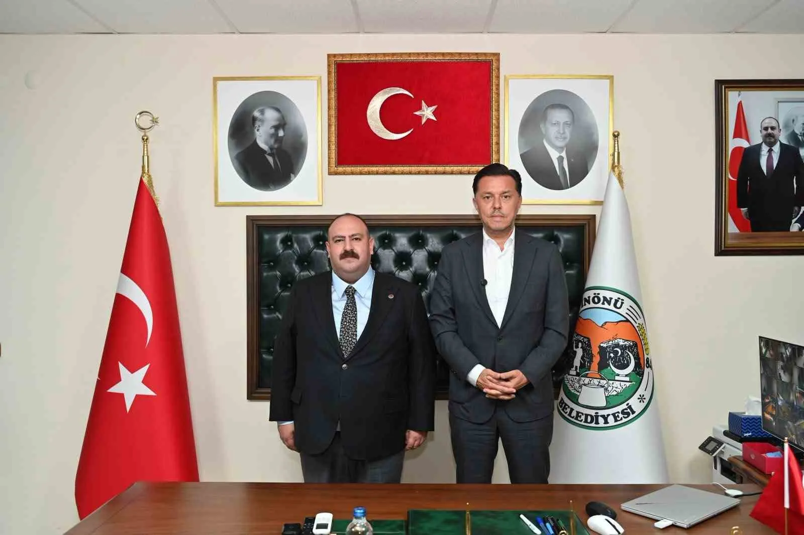 ESKİŞEHİR'DE İNÖNÜ İLÇE DANIŞMA MECLİSİ TOPLANTISI, AK PARTİ MİLLETVEKİLİ NEBİ HATİPOĞLU'NUN KATILIMIYLA GERÇEKLEŞTİRİLDİ