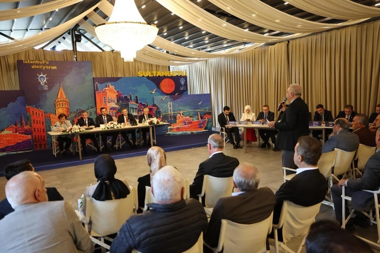 AK PARTİ İSTANBUL İL BAŞKANLIĞI TARAFINDAN 39 İLÇEDE GERÇEKLEŞTİRİLECEK "İSTANBUL’U DİNLİYORUZ" PROGRAMI SULTANBEYLİ’DEN BAŞLADI.