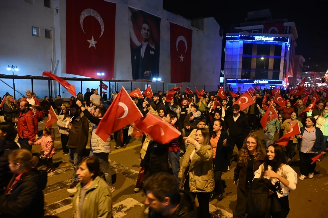Kdz. Ereğli’de Cumhuriyet Coşkusu Sokaklara Sığmadı!