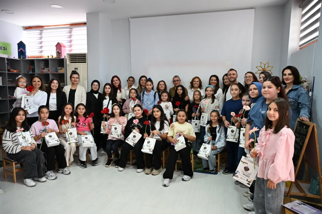Kız Çocukları İlham Veren Kadınlarla Buluştu