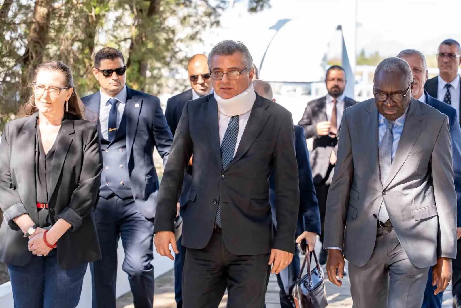 KKTC CUMHURBAŞKANI ERHÜRMAN İLE GKRY LİDERİ HRİSTODULİDİS, BM KONTROLÜNDEKİ ARA BÖLGEDE BM İYİ NİYET MİSYON OFİSİ'NDE BİR ARAYA GELDİ.