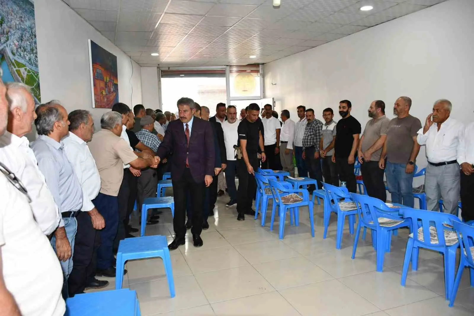 AK PARTİ ŞIRNAK MİLLETVEKİLİ ARSLAN TATAR, CİZRE BULMUŞLAR KÖYÜ SOSYAL YARDIMLAŞMA VE DAYANIŞMA DERNEĞİNDE KÖY SAKİNLERİYLE BİR ARAYA GELEREK "MİLLİ DAYANIŞMA, KARDEŞLİK VE DEMOKRASİ" SÜRECİNE İLİŞKİN ÖNEMLİ MESAJLAR VERDİ