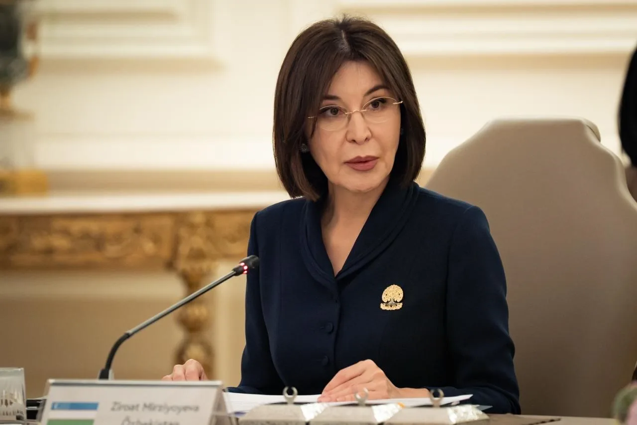 TÜRK DEVLETLERİ TEŞKİLATI (TDT) ÇATISI ALTINDA KURULUŞ ÇALIŞMALARI BAŞLATILAN AİLE VE KADIN KONSEYİ İÇİN ÖZBEKİSTAN CUMHURBAŞKANI ŞEVKET MİRZİYOYEV'İN EŞİ ZİROAT MİRZİYOYEVA, KIRGIZİSTAN CUMHURBAŞKANI SADIR CAPAROV'UN EŞİ AYGÜL CAPAROVA VE KKTC CUMHURBAŞKANI TUFAN ERHÜRMAN'IN EŞİ NİLDEN BEKTAŞ ERHÜRMAN DESTEK VERDİ.