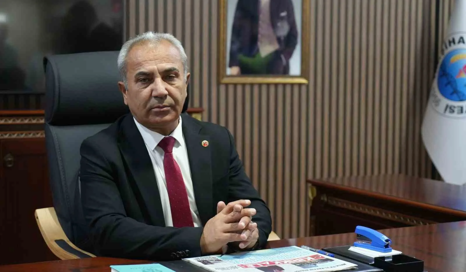 BELEDİYE BAŞKANVEKİLLİĞİ SEÇİMİNİ AK PARTİLİ MECLİS ÜYESİ HAMDİ AÇIKGÖZ KAZANDI.